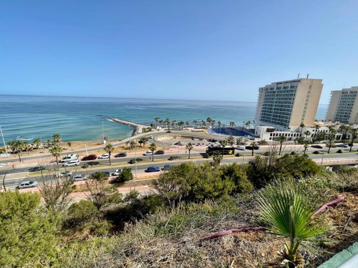 Beach And Pool Holidays At The Grand Coloso Benalmádena Exterior photo