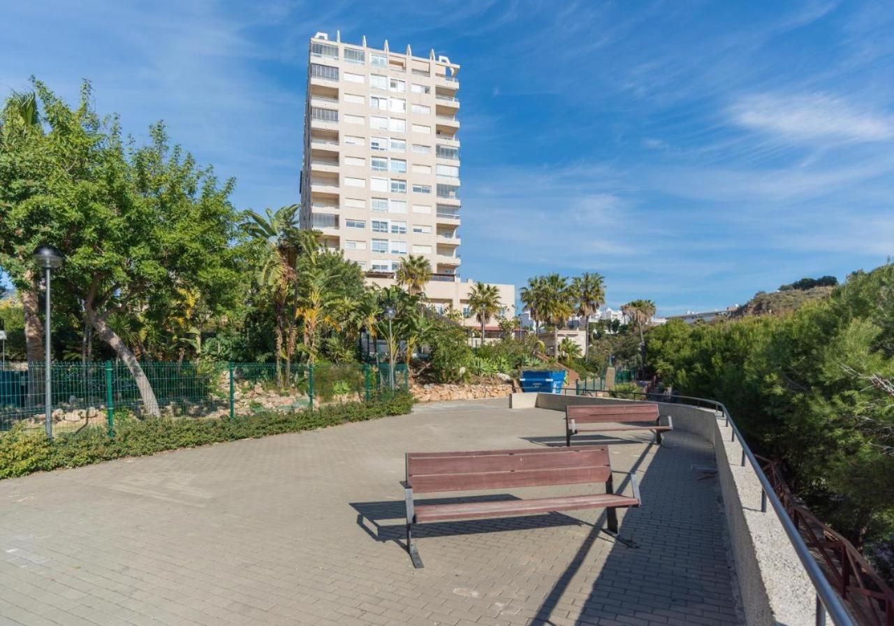 Beach And Pool Holidays At The Grand Coloso Benalmádena Exterior photo